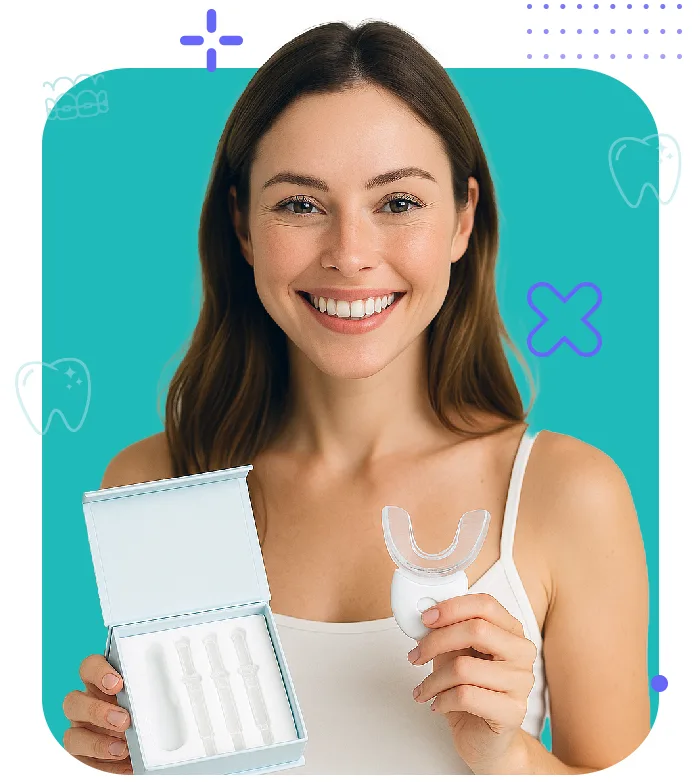 Mujer joven sonriente con dientes blancos mostrando resultados de blanqueamiento dental gradual, fondo neutro y expresión feliz.